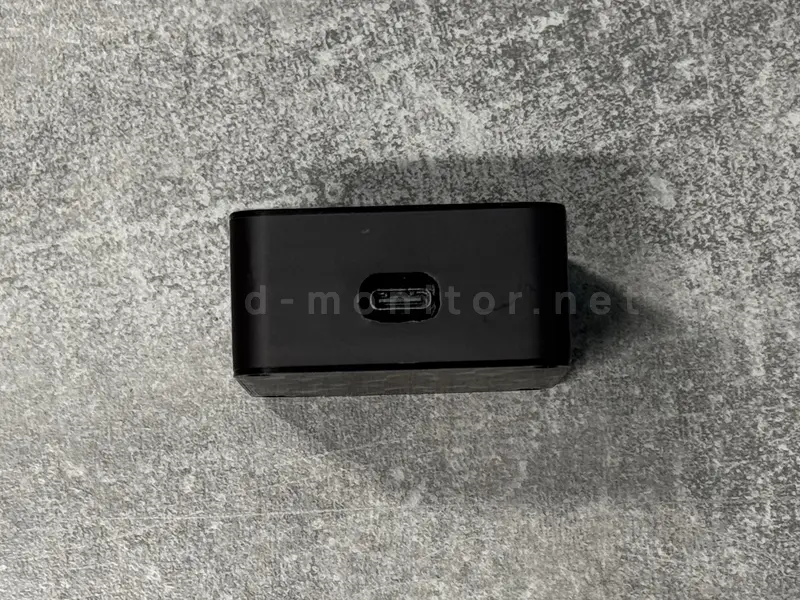 Home, торець із роз'ємом USB-C